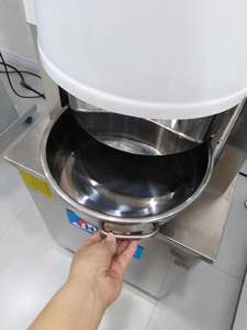 Diviseur de pâte électrique de haute qualité, 36 pièces, utilisé pour la fabrication de <span class=keywords><strong>pain</strong></span>, machines de boulangerie, plage de poids 30g-180g, facile à utiliser - Product Image 4