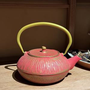 Clássico Vermelho Ouro Ferro Fundido Chá Chaleira Luz Bule de água fervente com Infusor para Café & Chá - Product Image 2