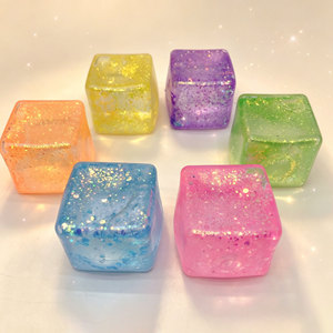 Juguete Antiestrés de Malta con Forma de <span class=keywords><strong>Cubo</strong></span> de Nieve, de Lenta Recuperación, para Aliviar el Estrés, el Más Vendido Transfronterizo - Product Image 2
