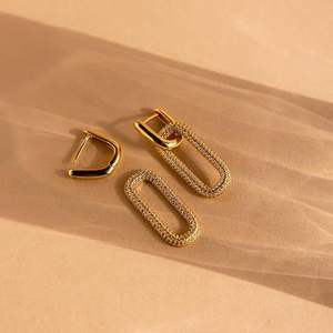 Dainty Trendy Gold Paperclip Square Dangle Hoops Boucles d'oreilles Léger Minimaliste Esthétique Or Bijoux pour Femme - Product Image 4