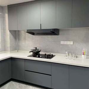 Conception moderne d'armoires de cuisine en contreplaqué avec des caractéristiques multifonctionnelles écologiques, îlot de cuisine intégré et cuisine de villa - Product Image 3