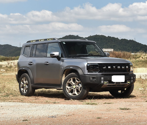 Nouvelle Arrivée 2025 JETOUR Traveler Freedom Berline 5 portes 5 places Automatique Turbo R16 Conduite à Gauche Essence Toit Ouvrant - Product Image 3