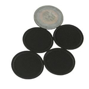 Étiquettes intelligentes NFC GSC ISO14443A 13,56 MHz à coller avec logo pour vêtements, suivi numérique des stocks et identification - Product Image 2