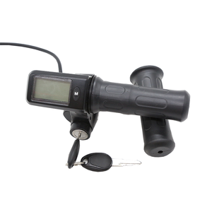 Manette d'Accélérateur à Gâchette ou Pouce pour Trottinette Électrique avec Affichage LED de Puissance, Poignées de <span class=keywords><strong>Guidon</strong></span>, Afficheur de Tension 36V 48V pour Vélo Électrique - Product Image 4