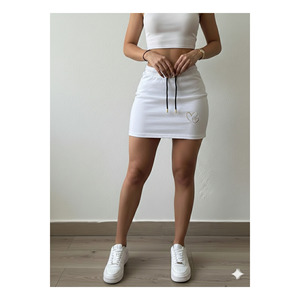 Mini-jupe blanche avec ceinture élastique et cordon de serrage, imprimé cœur, longueur 45 cm, jupes pour femmes - Product Image 1