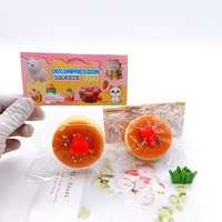 Jouets en mousse souple en gros, nouveau design, soufflé au fromage TPR, gâteau à la fraise, jouet en mousse souple, balle anti-stress, Taba Squeeze