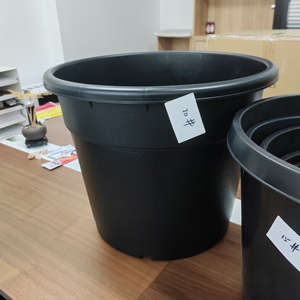 Pots de pépinière durables et écologiques en PP pour plantes et fleurs de jardin extérieur (format gallon) - Product Image 2