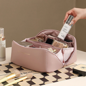 Bolsa de maquillaje de cuero PU – Organizador de artículos de tocador grande para viaje, estuche de cosméticos impermeable – Bolsa de artículos de tocador portátil para colgar para mujer – Fi - Product Image 5