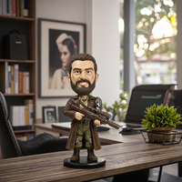 Figurine en résine personnalisée créative - Peinte à la main, style sportif/militaire, souvenirs de célébrités, cadeau