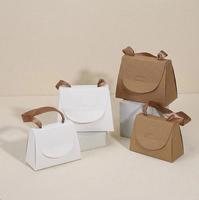 Individuell Bedruckte Faltbare Geschenkverpackungsbox aus Pappe mit Bandgriff Tragbare Leere Süßigkeitenbox für Hochzeiten