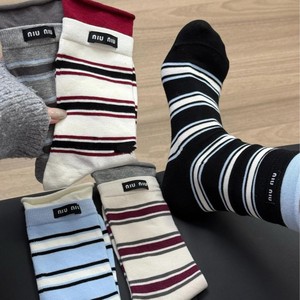 Calcetines Niu Niu a Rayas, Medios, para Mujer, Transpirables, Absorbentes de Sudor, Resistentes al Olor, Estilo Juvenil - Product Image 1