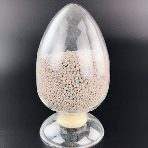 Vendita di lettiera per gatti in Bentonite di sodio profumata agglomerante di grado senza polvere per la pulizia degli animali domestici del gatto - Product Image 3