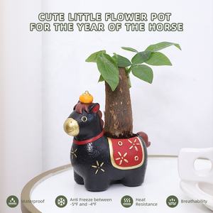 กระถางต้นไม้เรซิ่นรูปม้า ปีม้า 2026 นำโชค ฮวงจุ้ย เสริมทรัพย์ รูปทรงม้า สีขาว แดง ดำ สำหรับตกแต่งบ้านและสำนักงาน - Product Image 3