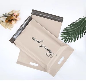 Buste Postali all'Ingrosso con Logo Personalizzato Stampato, Sacchetti per Spedizioni e Pacchi con Manico - Product Image 2