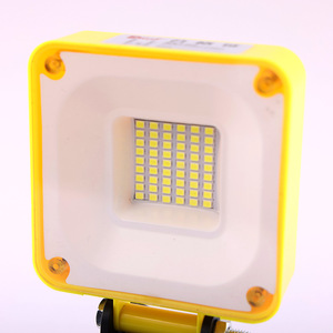 Lampe de travail LED à batterie au lithium 701 rechargeable pour le camping en plein air et l'exploitation minière - Product Image 3