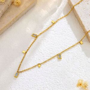 Collar de Moda de Acero Inoxidable con Borlas, Collar de Clavícula para Mujer con Baño de Oro de 18K, Colgante Redondo Pequeño Cuadrado en Forma de Pera - Product Image 3
