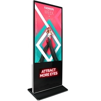 Tótem de Señalización Digital para Comercios AIYOS de 55 y 65 Pulgadas con Logotipo Retroiluminado Personalizado, Análisis de Audiencia por IA y Gestión Remota de Contenido