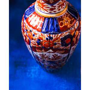 Coppia di Vasi in Porcellana Imari Artigianali, Design Nordico, Decorazione da Tavolo per Pasqua di Daniele F. - Product Image 4