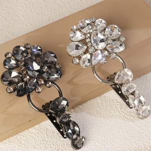 Flower Shape Diamond Duckbill Buckle Metal <b>Button</b> For Women DIY Jewelry Accessories Black And White - Product Image 3
