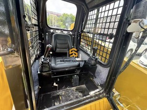 बिल्ली 246d मिनी स्किड स्टीड लोडर 0.9 टन कम घंटे छोटे पैमाने के उपकरण का उपयोग किया जाता है - Product Image 5