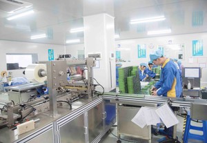 Commercio all'ingrosso <span class=keywords><strong>di</strong></span> <span class=keywords><strong>Olio</strong></span> <span class=keywords><strong>di</strong></span> <span class=keywords><strong>Rosa</strong></span> <span class=keywords><strong>Canina</strong></span> Biologico Naturale Puro In Pacchetto All'ingrosso Con Il Buon Prezzo Grande Per L'invecchiamento Della Pelle - Product Image 4