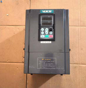 AC60-T3-7R5G/011P อินเวอร์เตอร์ปรับความถี่ AC สามเฟส 380V 7.5KW สำหรับควบคุมความเร็วมอเตอร์อุตสาหกรรม - Product Image 1