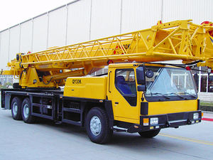 QY30K5C מנוף משאית <span class=keywords><strong>30</strong></span> טון במצב טוב ואיכותי, מנוף נייד לכל סוגי השטח משומש לעבודות בנייה - Product Image 2