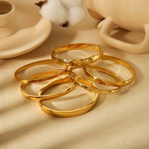 Custom Wholesale Stainless Steel Fashion <b>Bangle</b> 14k 18k <b>Gold</b> <b>Plated</b> Bracelet & <b>Bangles</b> for Women - Product Image 1