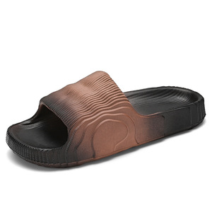 Pantuflas para Hombre, Antideslizantes, con Suela Gruesa, Acolchado Insonorizante, Suela Suave, Pantuflas Cómodas para el Hogar - Product Image 2