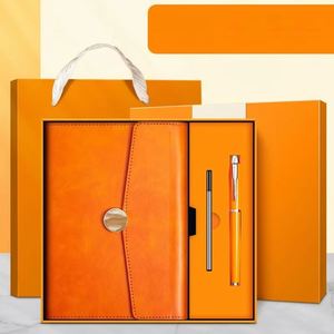 Carnet en cuir personnalisé avec logo, délai de livraison rapide, avec stylo et recharge de stylo, pour coffrets cadeaux promotionnels et cadeaux de mariage - Product Image 1