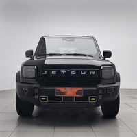 Venta de Autos SUV Usados Jetour Traveler 2023 2.0L Gasolina Automático 4WD SUV Venta al por Mayor en Stock