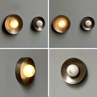 Lampe murale de chevet de style rétro haut de gamme pour salon, lampe murale moderne en bronze et albâtre, design de lampe murale ronde décorative