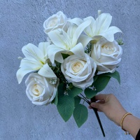 PT-R127 Prix d'usine Fleurs artificielles au toucher réel : Lys, Roses, Pivoines en latex pour arrangements floraux de mariage