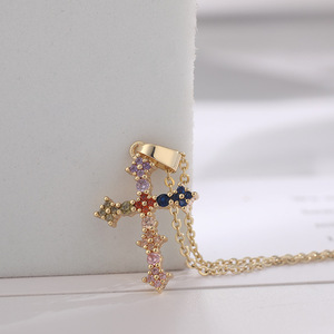 Collier croix étanche plaqué or 18 carats avec diamants CZ, pendentif <span class=keywords><strong>crucifix</strong></span> coloré arc-en-ciel en zircon cubique glacé pour femme, bijoux - Product Image 3