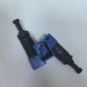 Interruptor de Luz de Freno para Renault 8200110895 7700434561 25320-00QAD, Interruptores de Repuesto para Automóviles - Product Image 1