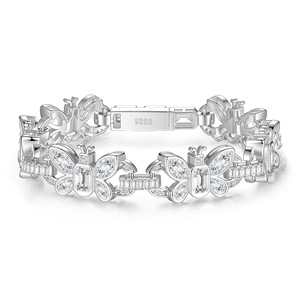 Pulsera de Plata de Ley S925 con Mariposa de Moissanita, Diseño Hueco Bicolor, Brillante, Regalo para Mujer, Uso Diario - Product Image 1