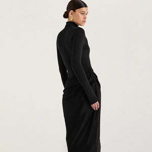 Robe de soirée à col haut, manches longues, coupe ajustée asymétrique, couleur unie, robe longue translucide pour femmes - Product Image 4