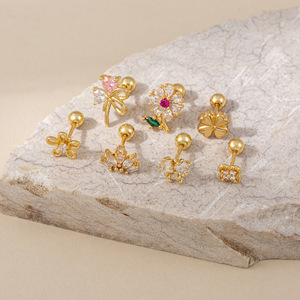 Boucles d'oreilles clous fleur en or 14 carats avec zircon, bijoux de mode exquis et luxueux - Product Image 1