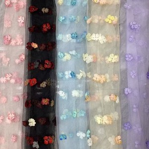 Nhà Máy Trực Tiếp Mới Nổi Hoa Thêu Thoáng Khí <span class=keywords><strong>PU</strong></span> Tráng 100% Polyester Trọng Lượng Nhẹ Dệt Kim Lưới Vải Cô Gái - Product Image 4