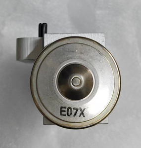 Vanne d'expansion 1K0820679 1KD820679 compatible avec VW Golf Mk6 Tiguan Mk1 Sagitar Audi Beetle Skoda SEAT Leon PQ35 2005-2018 Essence et <span class=keywords><strong>Diesel</strong></span> - Product Image 4