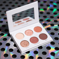 Palette d'ombres à paupières cosmétiques de marque privée matte et imperméable à l'eau Palette d'ombres à paupières végétaliennes sans cruauté