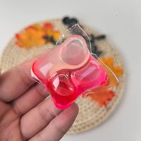 Deterjen Laundry 4D Pod Aroma Tahan Lama Penghilang Noda Pelembut Pakaian 3-in-1 20g 70%-75% Bahan Aktif