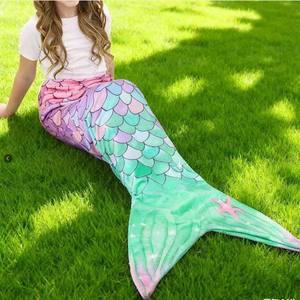 Vente en gros usine : Magnifique <span class=keywords><strong>couverture</strong></span> en flanelle, <span class=keywords><strong>couverture</strong></span> sirène pour fille et adolescente, douce et réconfortante, toutes saisons, sac de couchage <span class=keywords><strong>Petite</strong></span> Sirène - Product Image 5