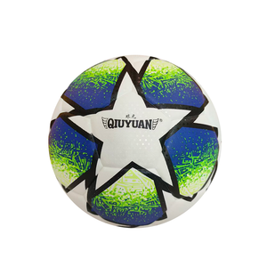 Ballon de football de taille <span class=keywords><strong>5</strong></span>, léger, thermocollé, motif étoile verte, en PU premium pour les matchs et l'entraînement sportif en équipe - Product Image 1