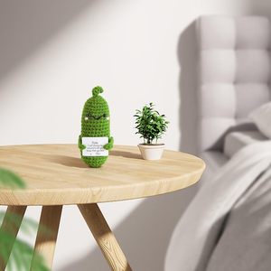 Muñeco de Peluche de Pepinillo Hecho a Mano, Divertido Regalo de Amistad con Tarjeta de Mensaje de Cara Linda, Decoració<span class=keywords><strong>n</strong></span> de Escritorio para el Hogar u Oficina - Product Image 4