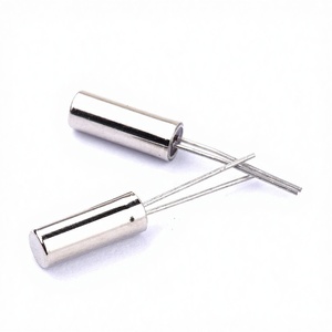 1,8V 2,5V Niederspannungs-Aktiv-Kristalloszillator 3225 SMD 2,5x2,0x0,81mm TWS für Headset mit Niedrigem Stromverbrauch - Product Image 1