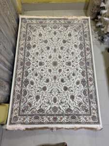 Qualité d'exportation Tapis persans vintage Tapis doux et luxueux Texture anti-poussière Matériau durable pour la décoration intérieure classique - Product Image 5