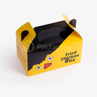 Boîtes d'emballage alimentaire PET recyclables écologiques Logo en relief Fenêtre Laminage mat Avantage UV Différentes boîtes de friandises pour chiens et chats
