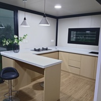 Maison conteneur extensible de 20 pieds, préfabriquée et modulaire, personnalisable, pour habitation familiale, logement annexe ou bâtiment résidentiel temporaire