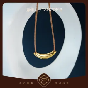 Collana TANGPEI "Gold Chord Moon Shadow" con cordoncino intrecciato in lega, ciondolo a mezzaluna curvo in <span class=keywords><strong>oro</strong></span> lucido, gioielli minimalisti alla moda - Product Image 3